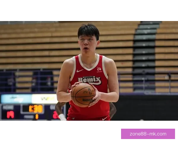 杨瀚森17+11回暖表现不敌猛龙混音34分逆转仍落败